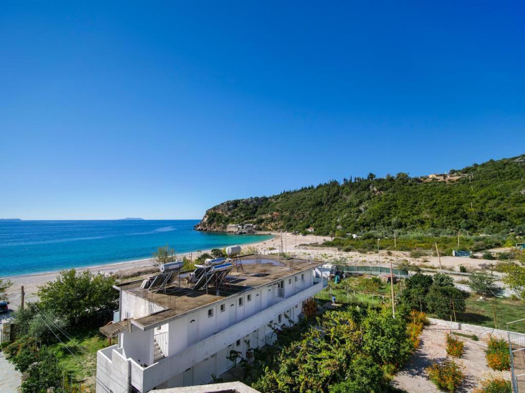 Himara Royal Hotel Eksteriør billede