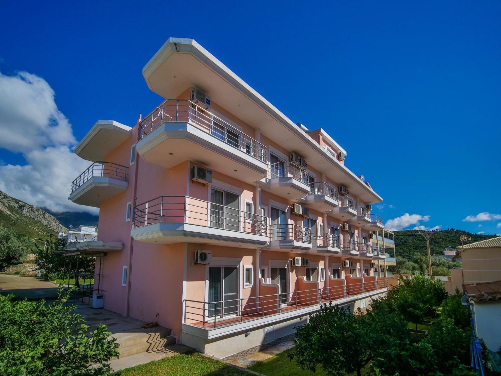 Himara Royal Hotel Eksteriør billede